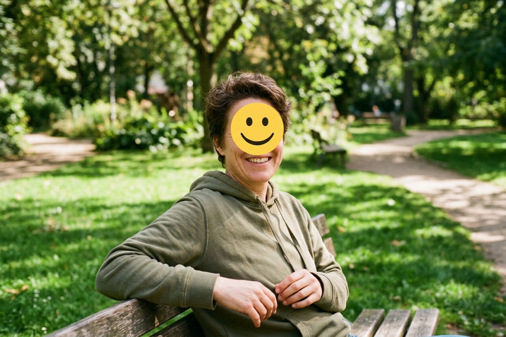 Emoji 与贴纸清理前